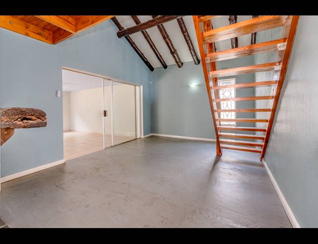 5 BEDROOM HOUSE FOR SALE IN WELTEVREDEN PARK